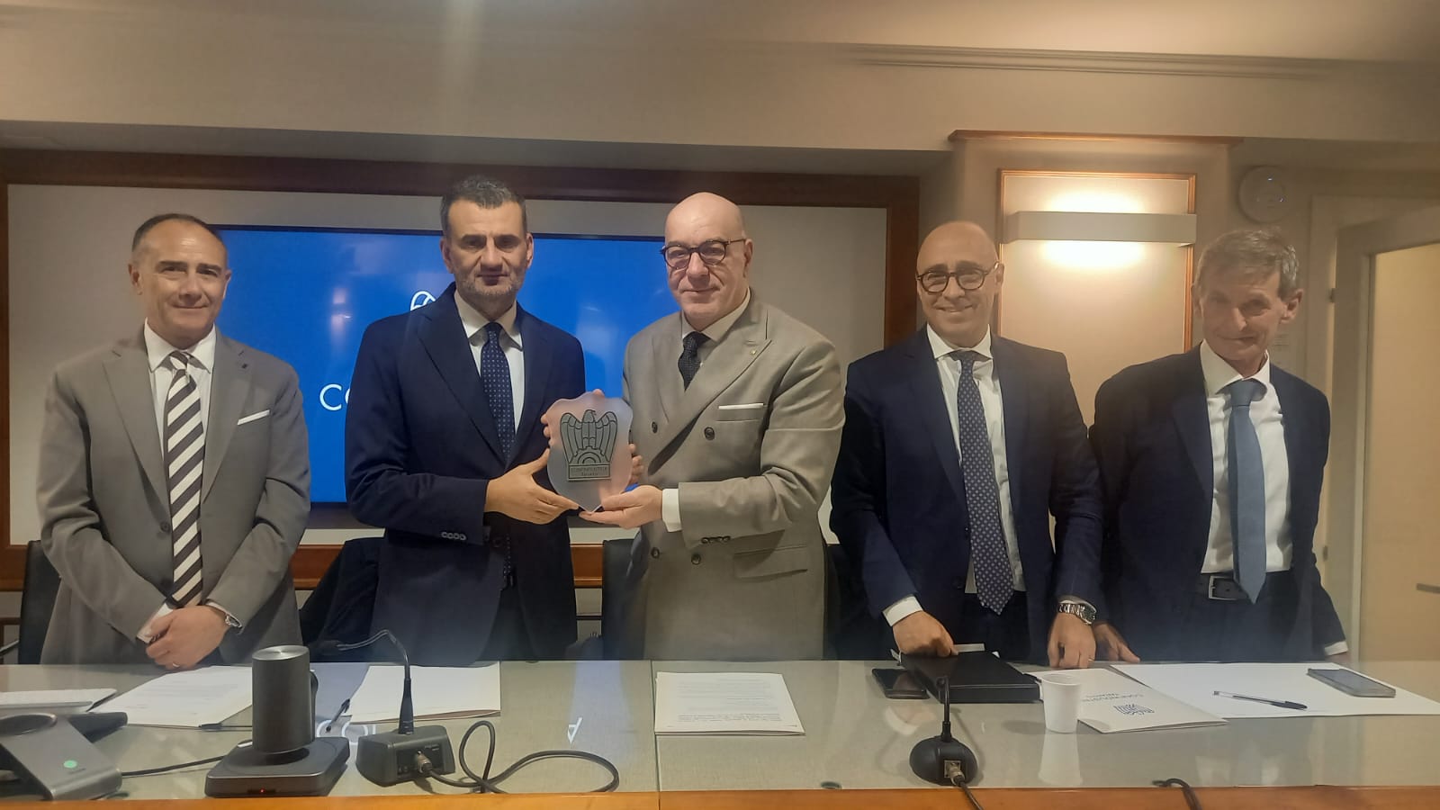 "Investire a Taranto è scelta strategica"