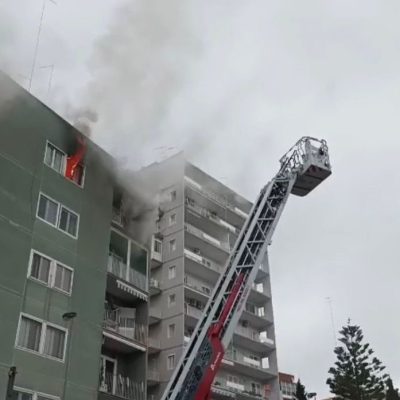 Taranto: fiamme in un appartamento